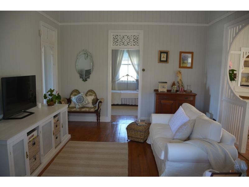 3 Waterworks Road, North Ipswich QLD 4305