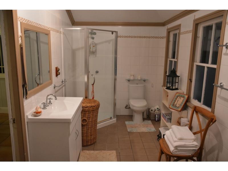 3 Waterworks Road, North Ipswich QLD 4305