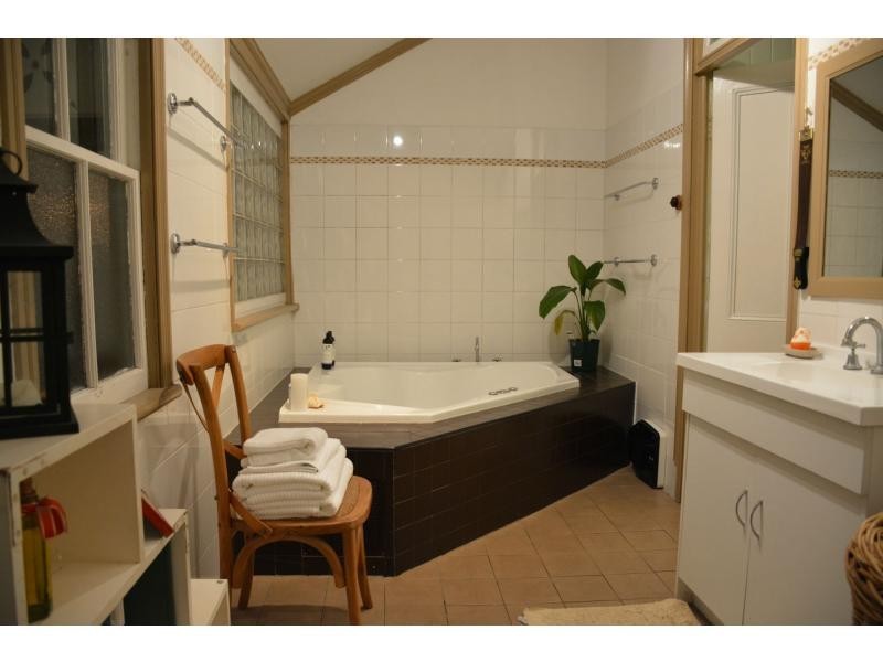 3 Waterworks Road, North Ipswich QLD 4305