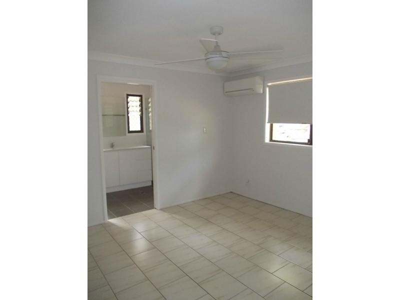 25 Henry Street, Brassall QLD 4305