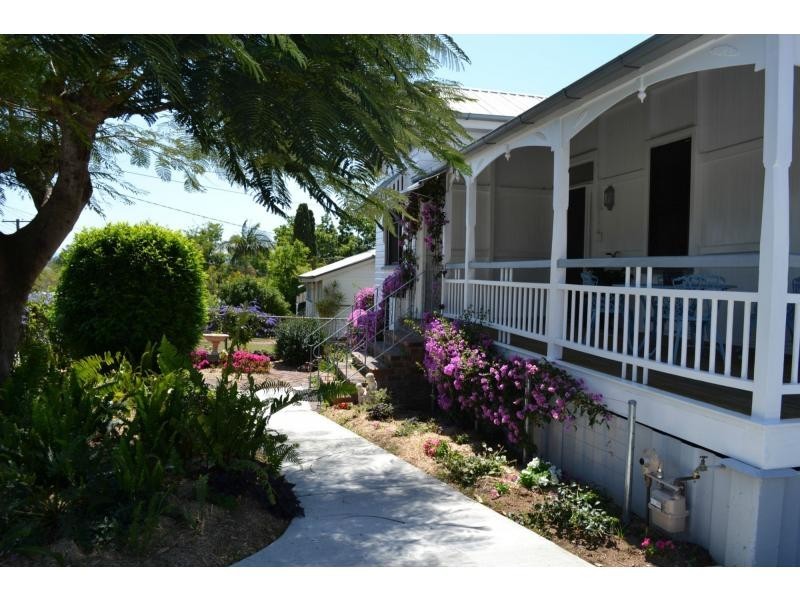 35 North Station Road, North Booval QLD 4304