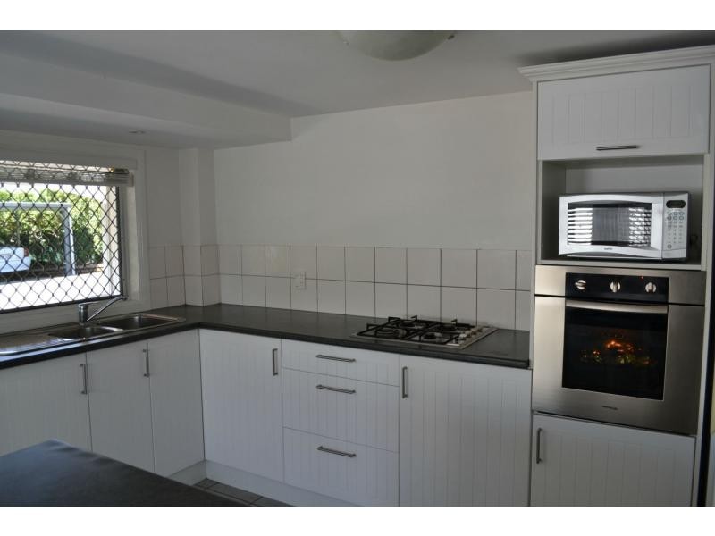 35 North Station Road, North Booval QLD 4304