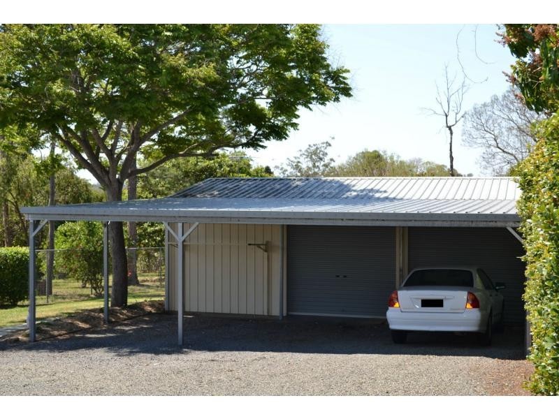 35 North Station Road, North Booval QLD 4304