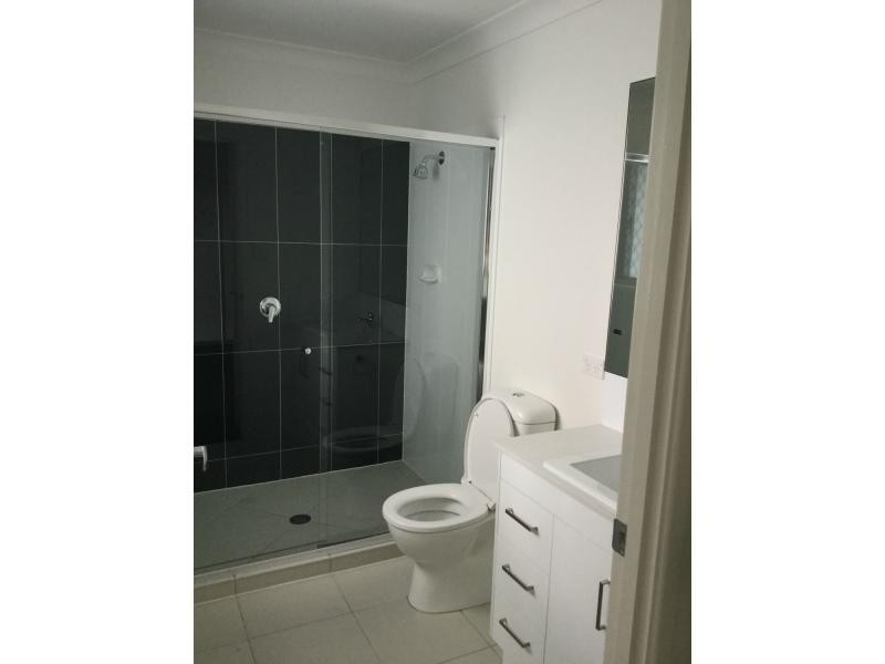 1/12 Silky Oak Street, Ripley QLD 4306