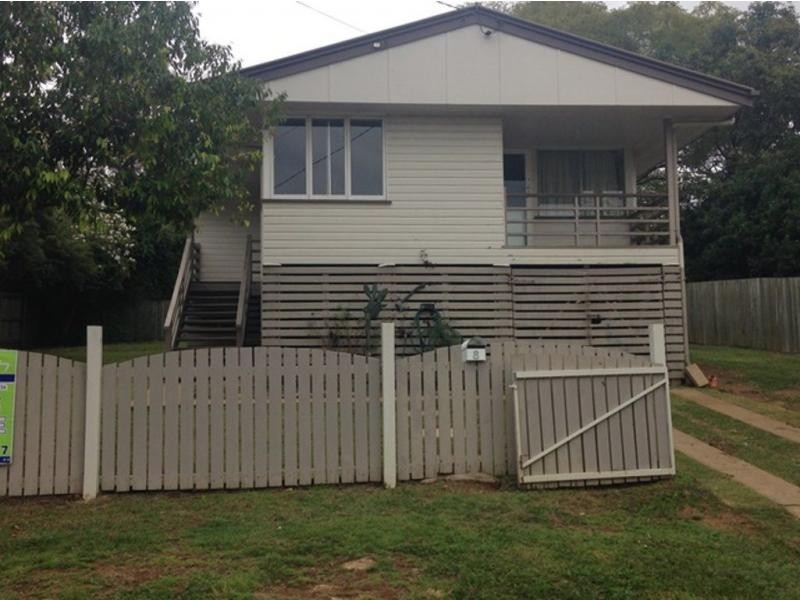 8 Wentworth Street, Leichhardt QLD 4305
