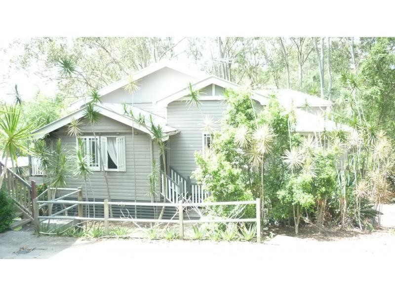 90 Braeside Road, Bundamba QLD 4304