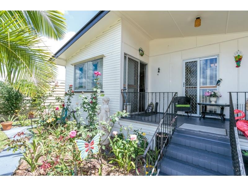 64 Robertson Road, Eastern Heights QLD 4305