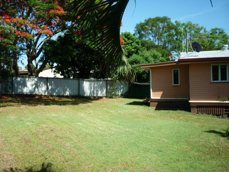 27A Margaret Street, Silkstone QLD 4304