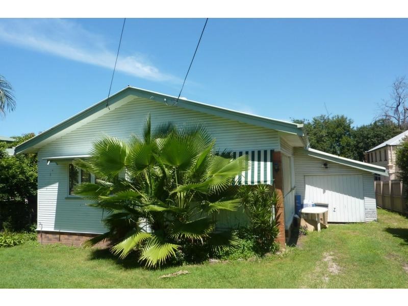 22 Park Street, Ipswich QLD 4305