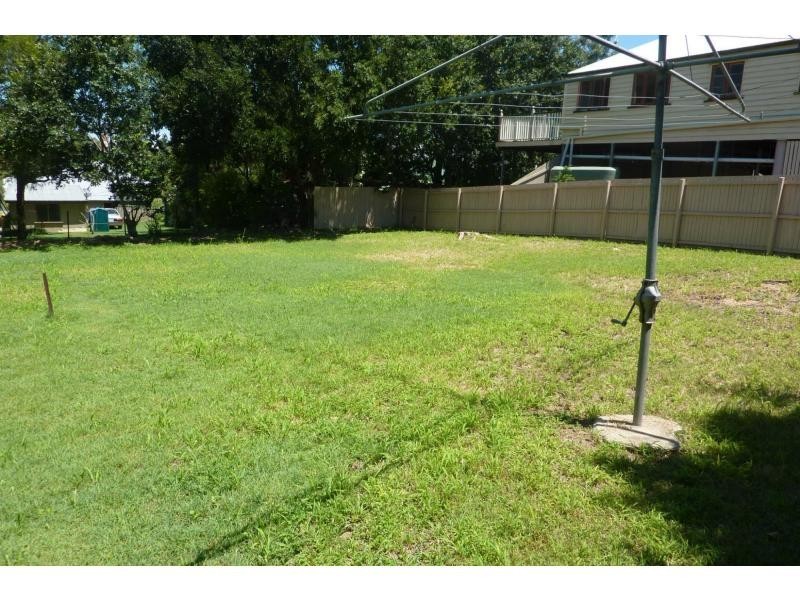 22 Park Street, Ipswich QLD 4305