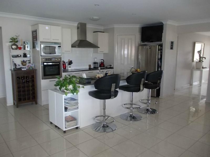 6 Imperial Court, Brassall QLD 4305
