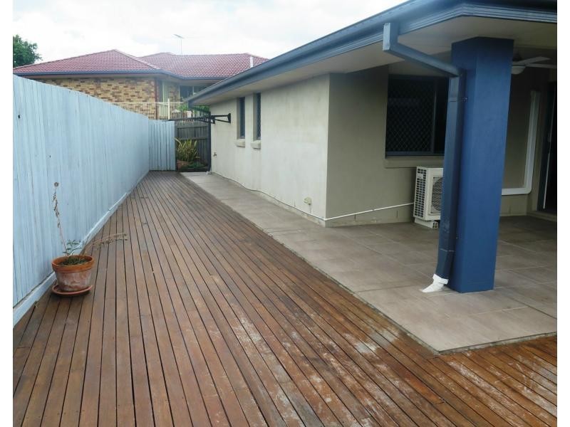 19 Sandhurst Place, Brassall QLD 4305