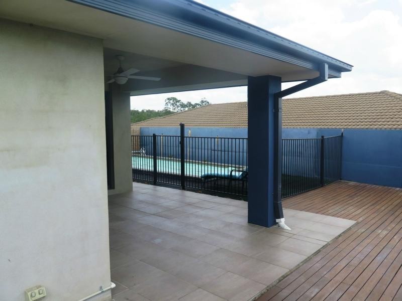 19 Sandhurst Place, Brassall QLD 4305