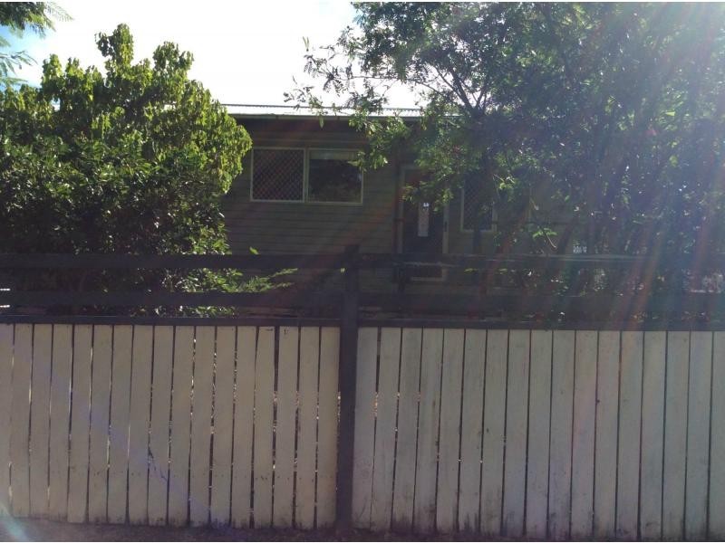 6 Bass Street, Leichhardt QLD 4305