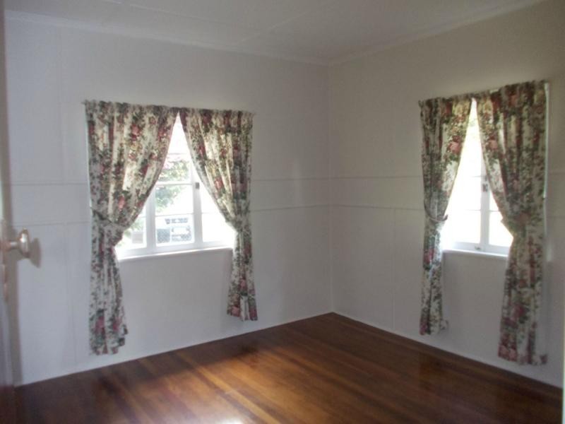 38 Stephenson Street, Sadliers Crossing QLD 4305