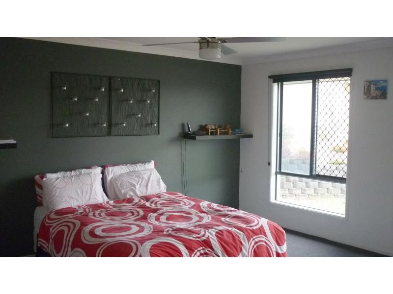 19 Sandhurst Place, Brassall QLD 4305