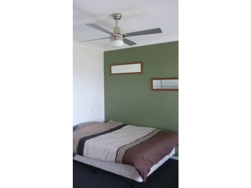 19 Sandhurst Place, Brassall QLD 4305