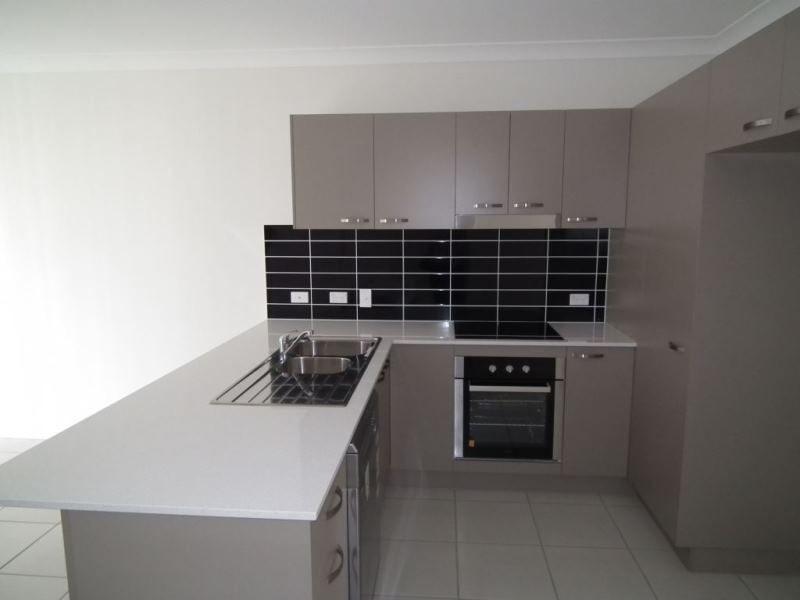 10/19 Creek Street, Bundamba QLD 4304