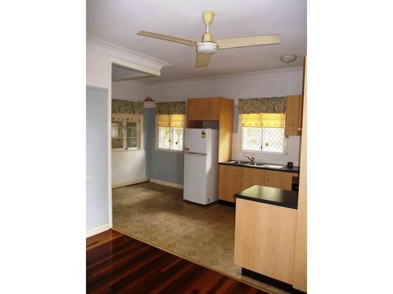 29 Dorothy Street, Silkstone QLD 4304