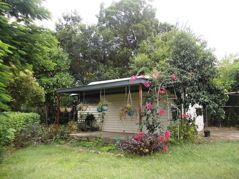 29 Dorothy Street, Silkstone QLD 4304