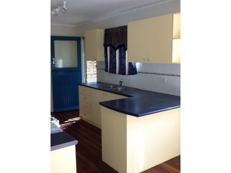 54 Kynance Street, Leichhardt QLD 4305