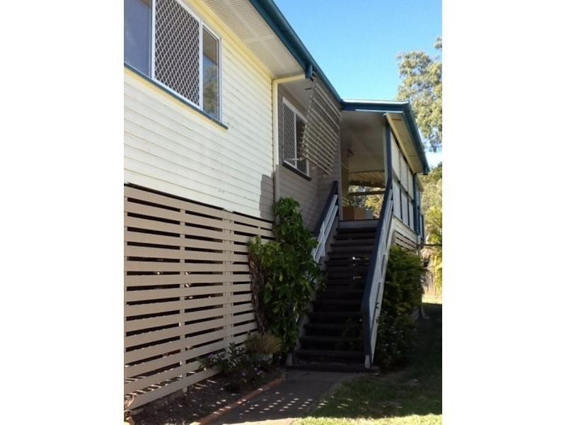 54 Kynance Street, Leichhardt QLD 4305