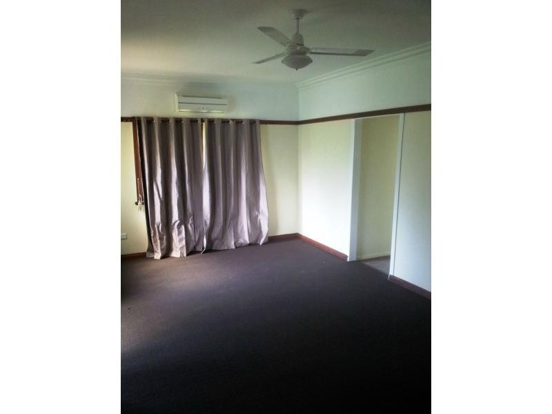 10 McLean Street, North Ipswich QLD 4305