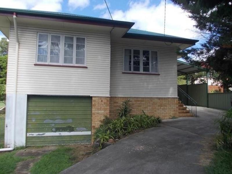 37 Brisbane Road, Newtown QLD 4305