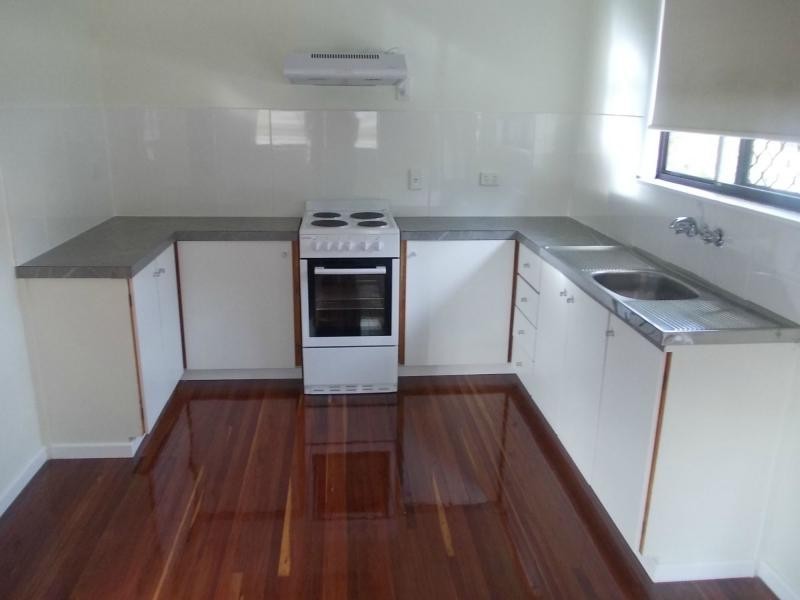 21 Pine Street, Flinders View QLD 4305