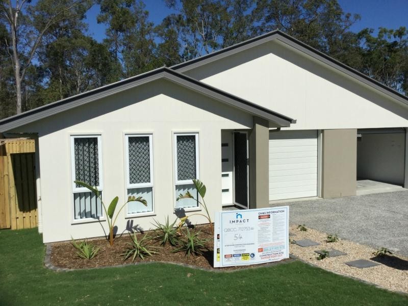 1/5 Kains Avenue, Brassall QLD 4305