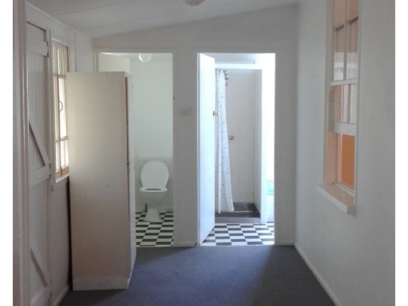 1 Palmer Street, North Ipswich QLD 4305