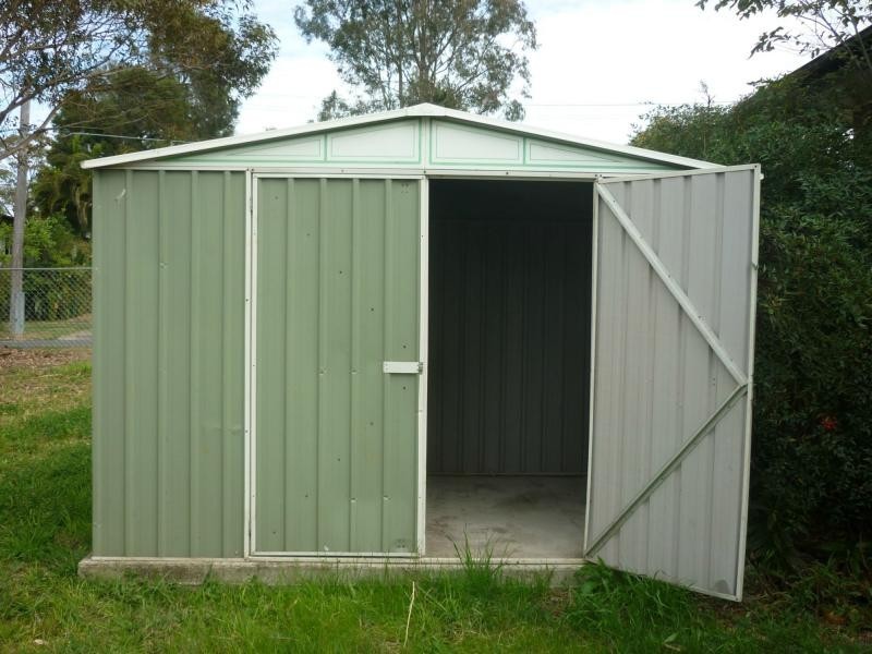 2 Tarcoola Street, East Ipswich QLD 4305
