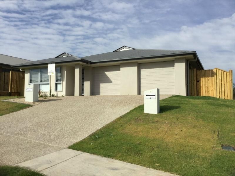 2/5 Melville Drive, Brassall QLD 4305