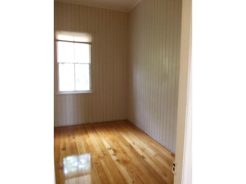 20 Joffre Street, Booval QLD 4304