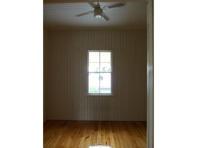 20 Joffre Street, Booval QLD 4304