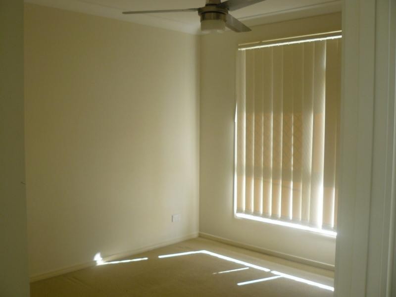 1/12 Jack Conway Street, One Mile QLD 4305