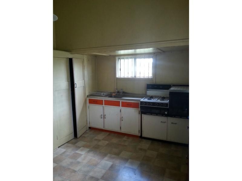 13 Merton Street, East Ipswich QLD 4305