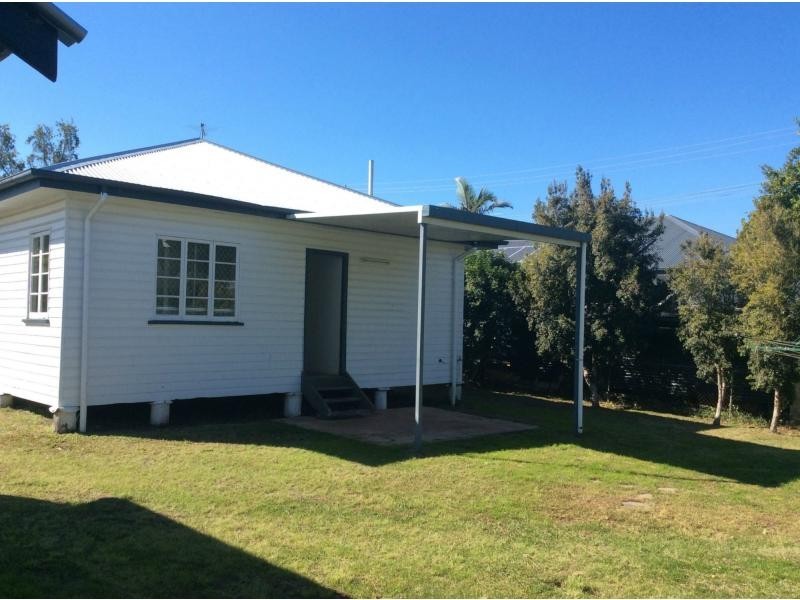 39 Rex Street, Eastern Heights QLD 4305