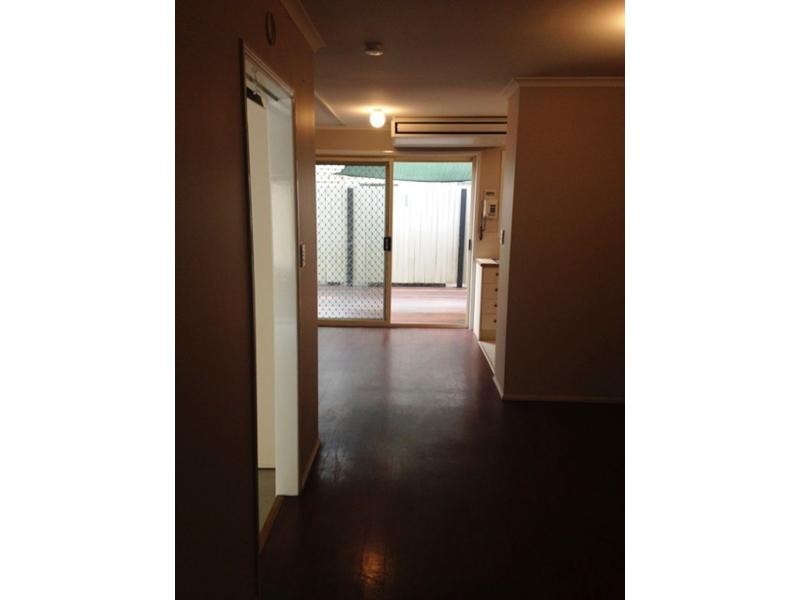11/12 Bergin Street, Booval QLD 4304
