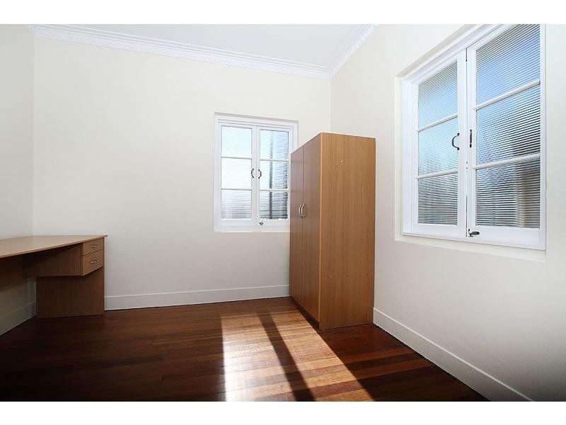 12 Thorn Lane, Ipswich QLD 4305