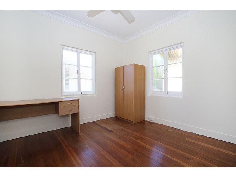 12 Thorn Lane, Ipswich QLD 4305