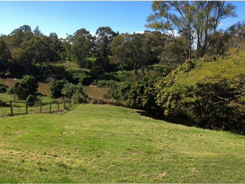 8a Eastwood Street, North Ipswich QLD 4305