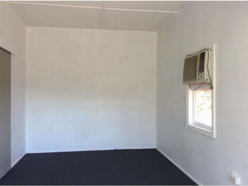 8a Eastwood Street, North Ipswich QLD 4305