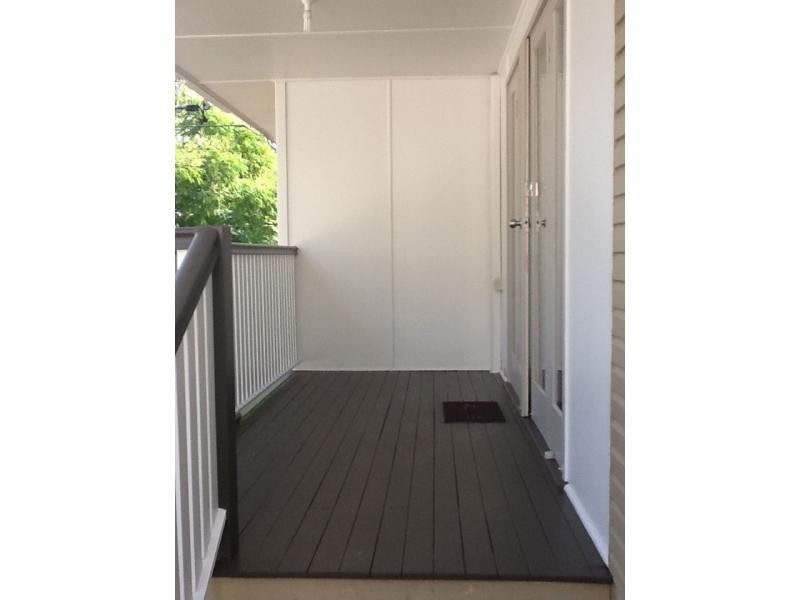 6a Samford Road, Leichhardt QLD 4305