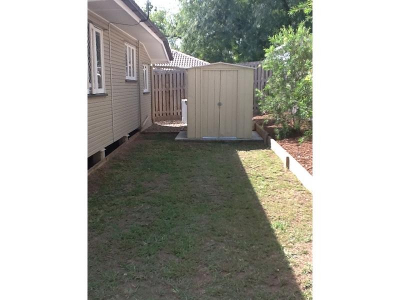 6a Samford Road, Leichhardt QLD 4305
