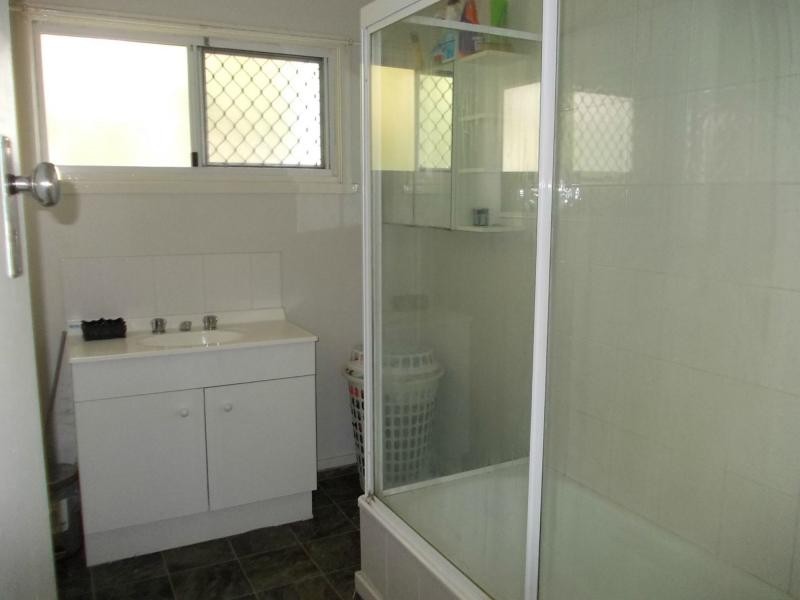 3 Sturt Street, Leichhardt QLD 4305