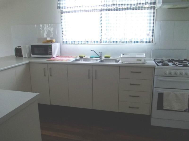 3 Sturt Street, Leichhardt QLD 4305