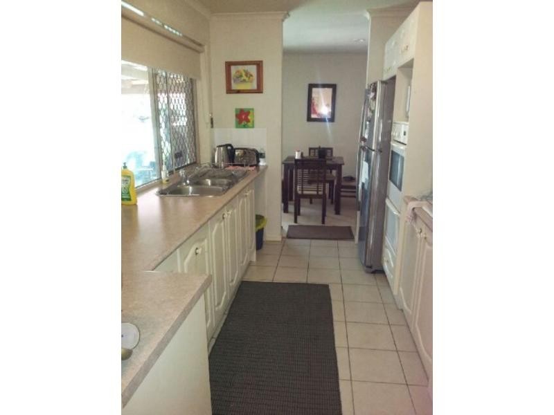 15 Rangeview Drive, Flinders View QLD 4305
