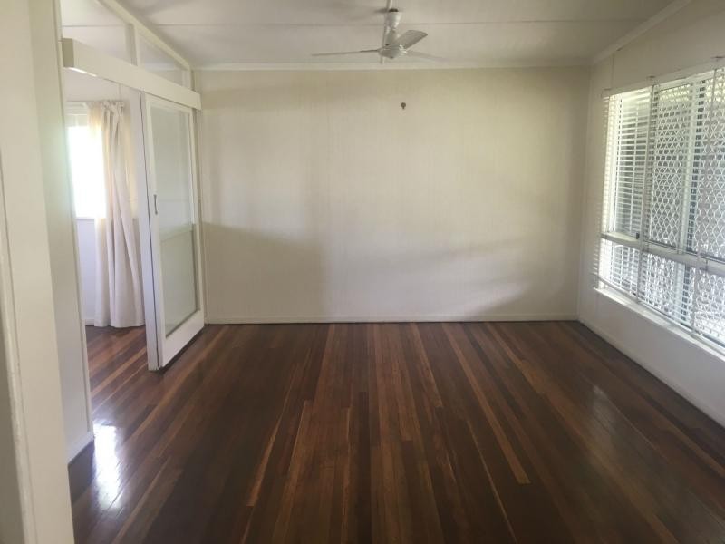 1A Booval Street, Booval QLD 4304