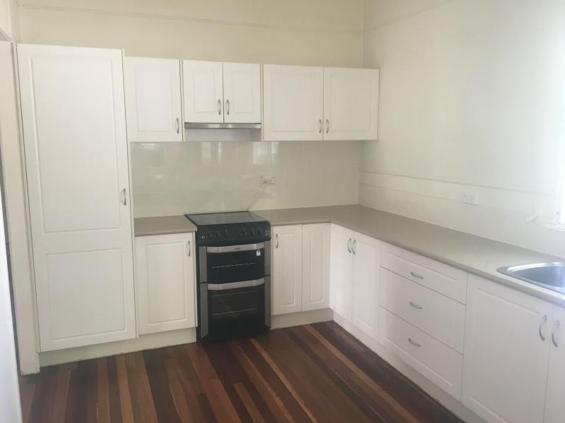 1A Booval Street, Booval QLD 4304